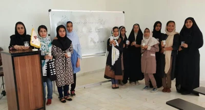 Workshop on Geopark and Geoproducts: training course on crafts by using salt unit for Qeshm Island UGGp students (KAaSHEF team, Entrepreneurship project) with contribution of new era earth science institute.  